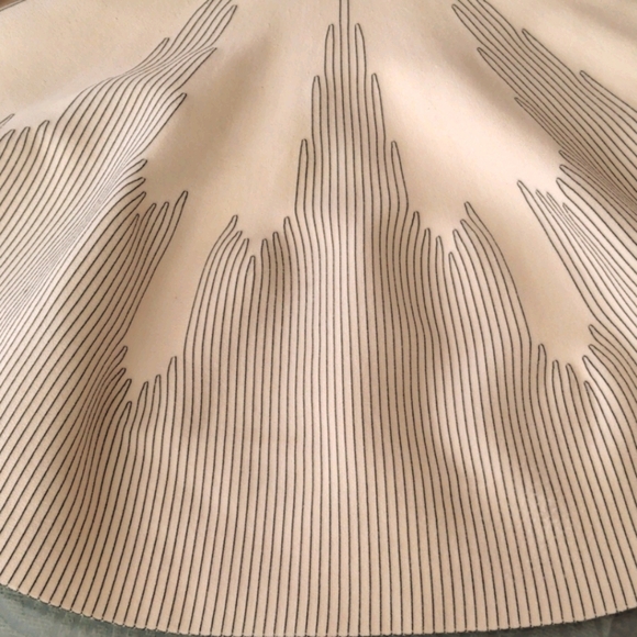 NWOT ALAÏA Cream / Black Dress Sz 38, US Sz 2/4 - Picture 6 of 15